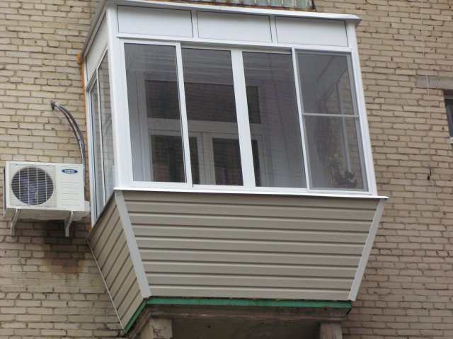 Остекление балконов в хрущевке с выносом по цене от производителя Нахабино