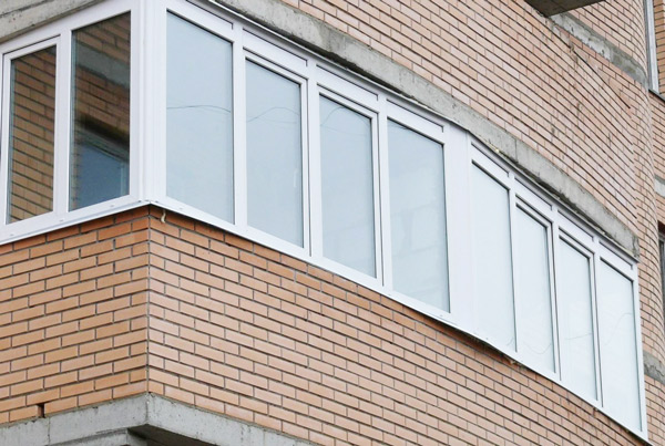 Фото пластиковых окон и балконов Нахабино