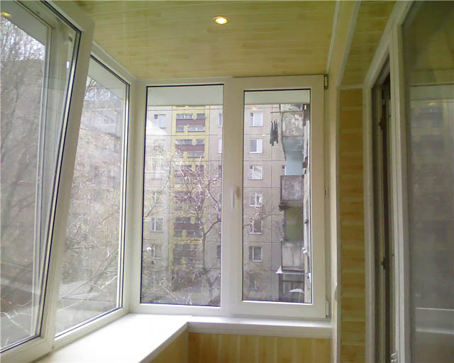 Остекление балкона в панельном доме по цене от производителя Нахабино